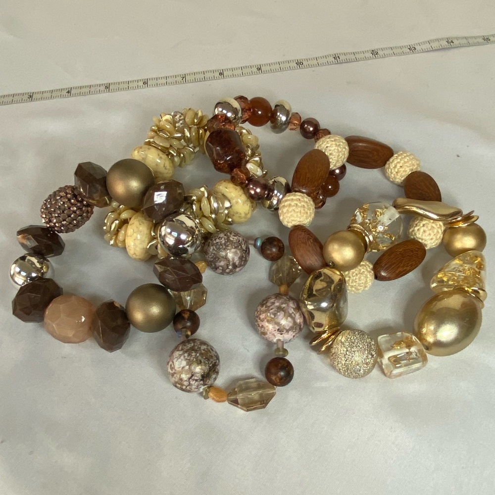 Group of chunky funky neutral stretch bracelets - Picture 9 of 12